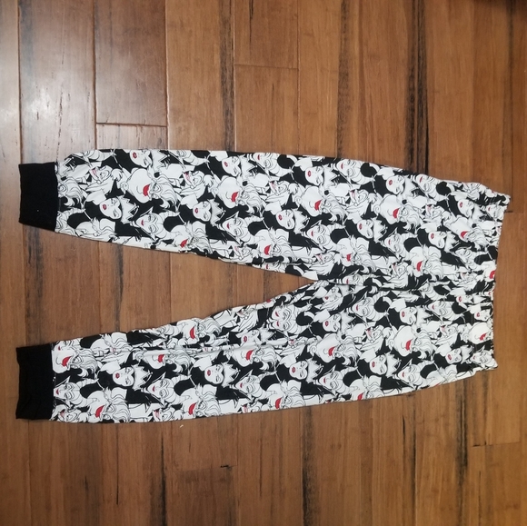 Pyjama Set/ Evil Characters Cruella Disney - Picture 4 of 5